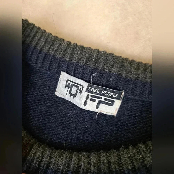 Free People Men's Wool Blend Blue/Gray Crewneck Sweater Size L Vintage - Picture 7 of 11